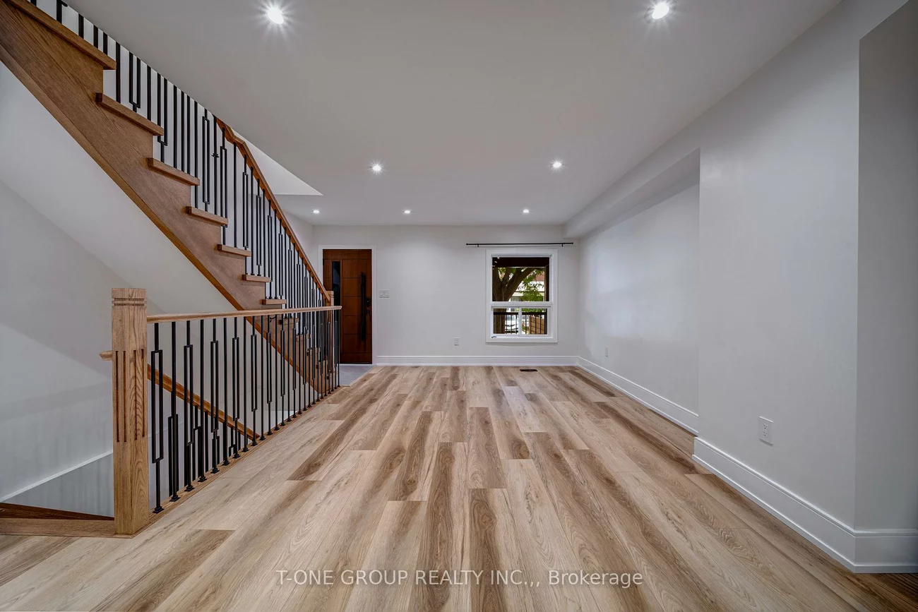 442, Margueretta, Dovercourt-Wallace Emerson-Junction, Toronto