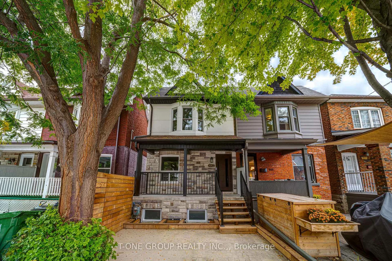 442, Margueretta, Dovercourt-Wallace Emerson-Junction, Toronto