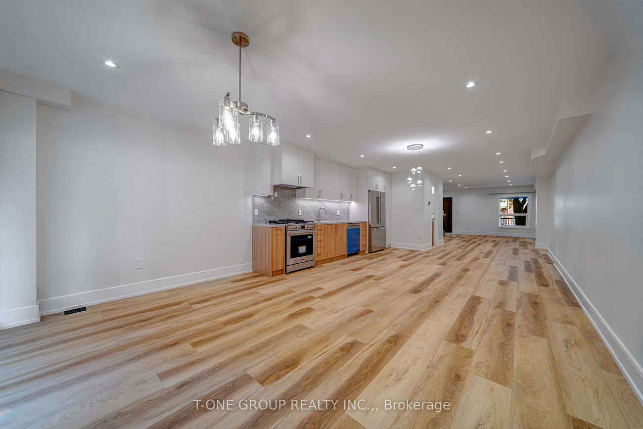 442, Margueretta, Dovercourt-Wallace Emerson-Junction, Toronto