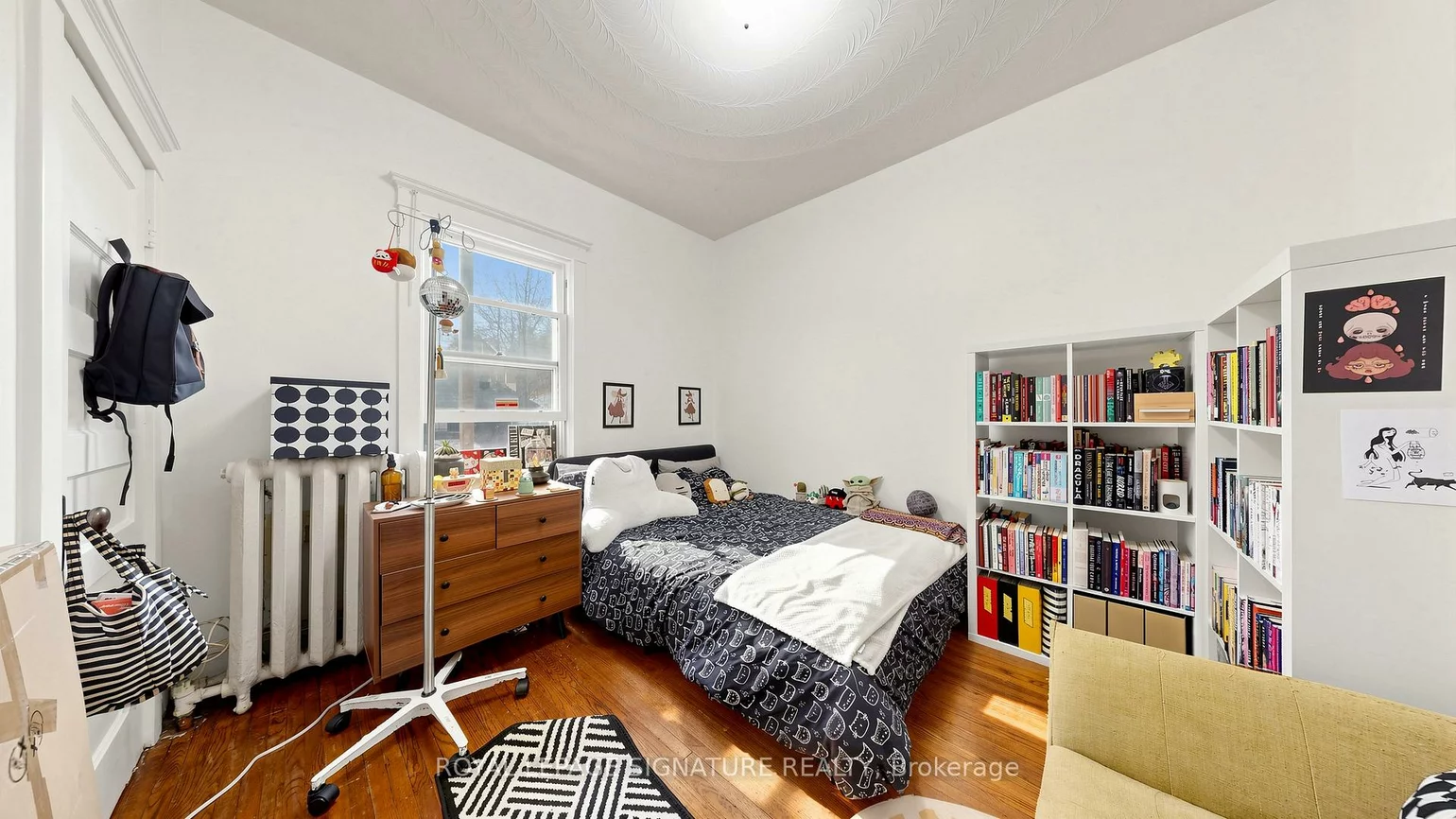 132, Marion, Roncesvalles, Toronto