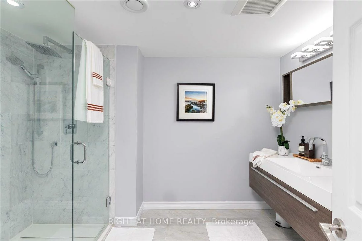 437, The Kingsway, Edenbridge-Humber Valley, Toronto