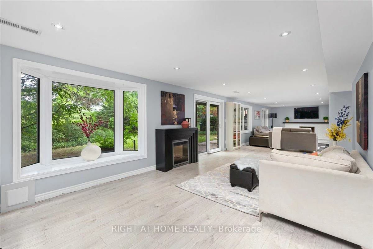 437, The Kingsway, Edenbridge-Humber Valley, Toronto