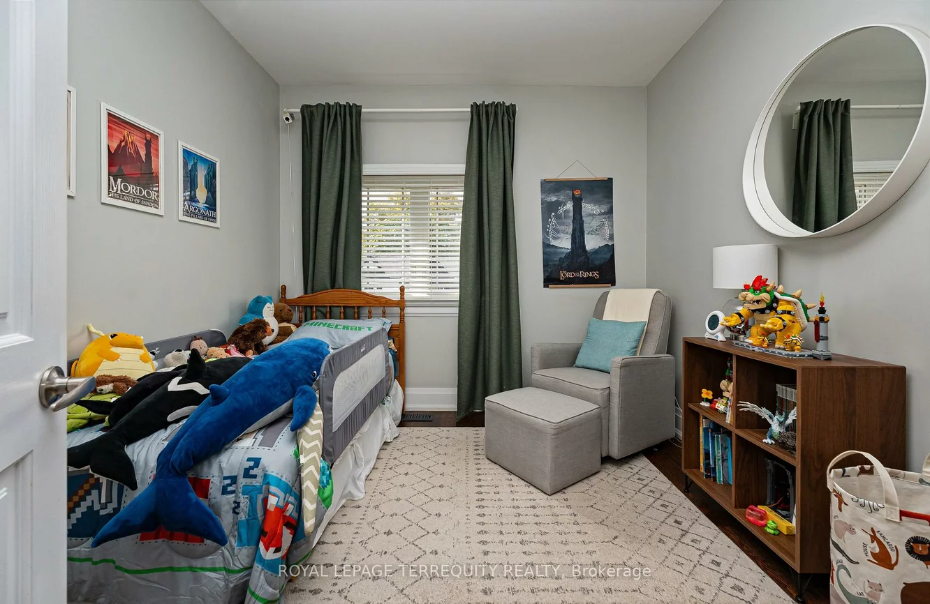 151, Brookside, Runnymede-Bloor West Village, Toronto