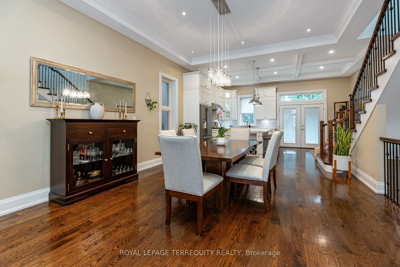 151, Brookside, Runnymede-Bloor West Village, Toronto