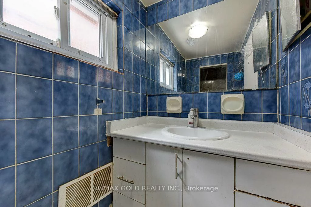 22, Kittiwake, West Humber-Clairville, Toronto