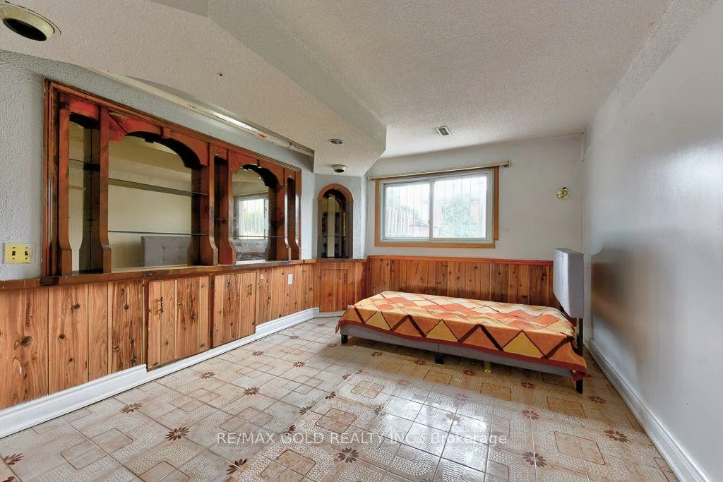 22, Kittiwake, West Humber-Clairville, Toronto