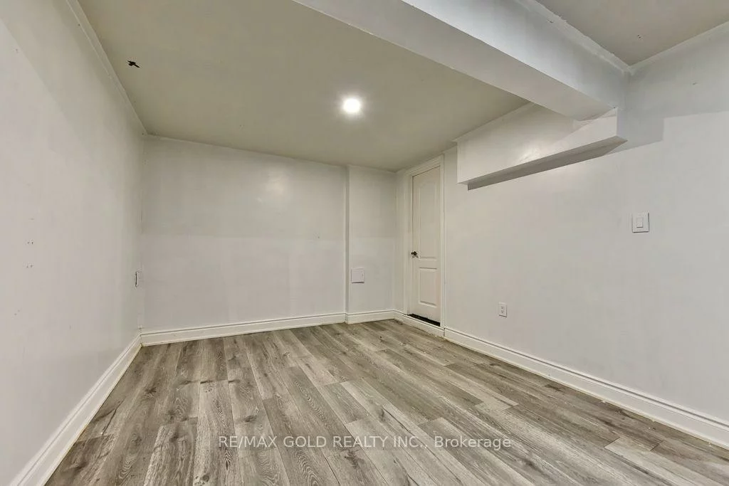 22, Kittiwake, West Humber-Clairville, Toronto