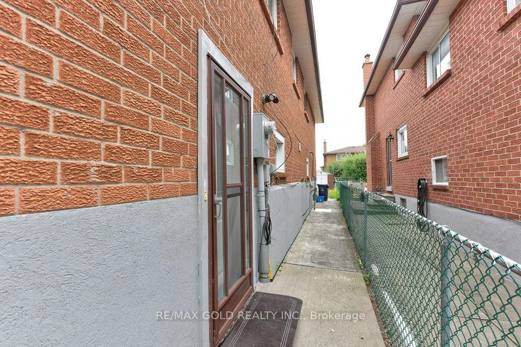 22, Kittiwake, West Humber-Clairville, Toronto