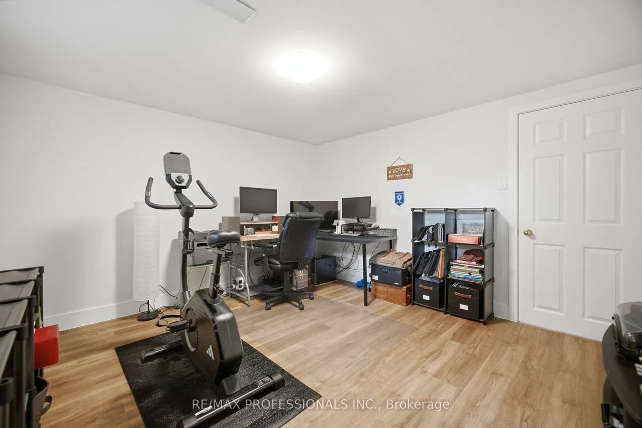 8, Beaverbrook, Princess-Rosethorn, Toronto