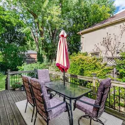 8, Beaverbrook, Princess-Rosethorn, Toronto