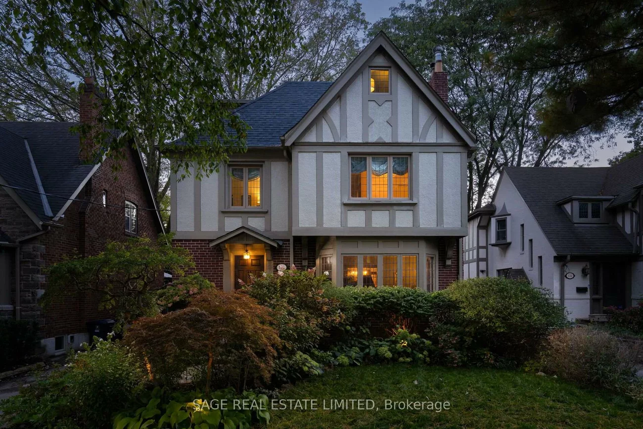 124, Brentwood, Kingsway South, Toronto
