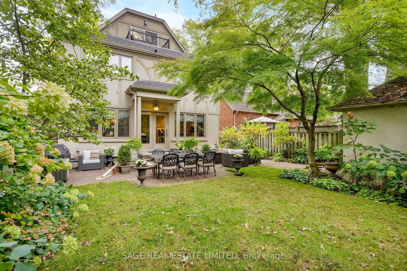 124, Brentwood, Kingsway South, Toronto