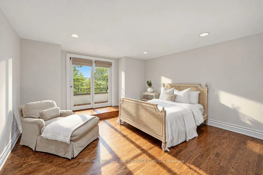 8, Country Club, Edenbridge-Humber Valley, Toronto