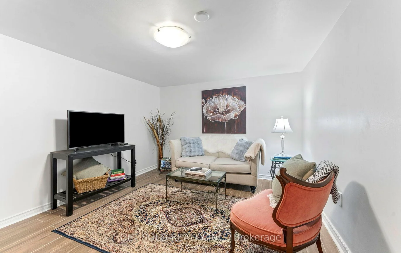 7, Watercliffe, Rexdale-Kipling, Toronto