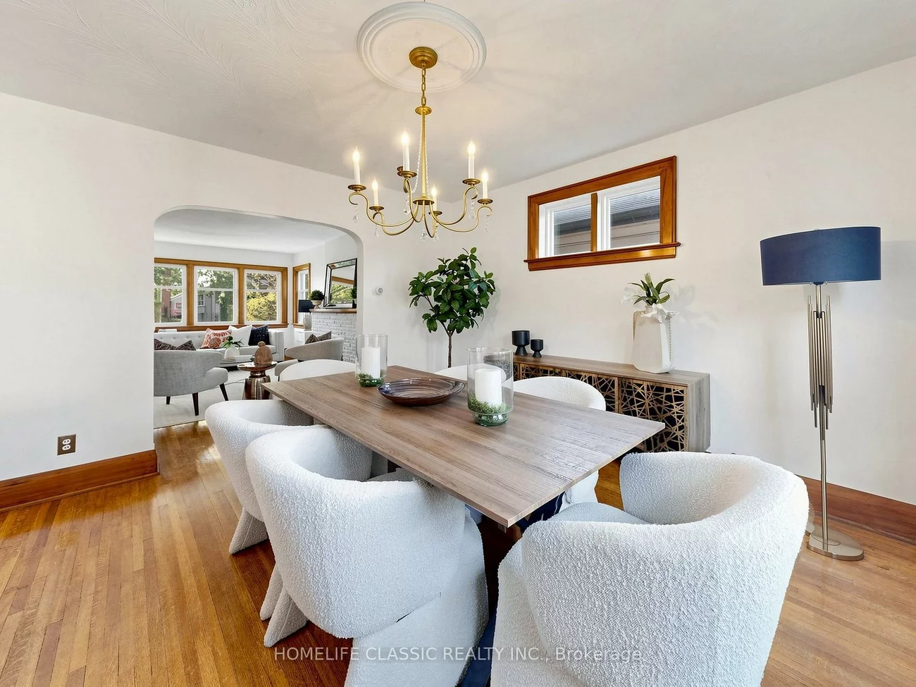 25, Dartmouth, Mimico, Toronto