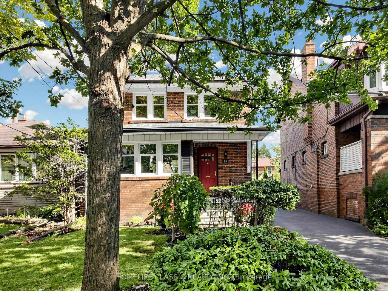 25, Dartmouth, Mimico, Toronto