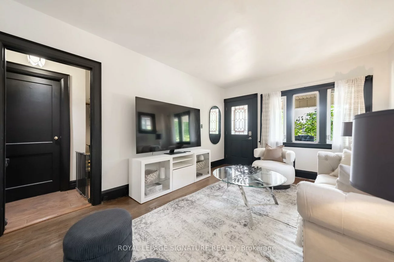 234, John, Weston, Toronto