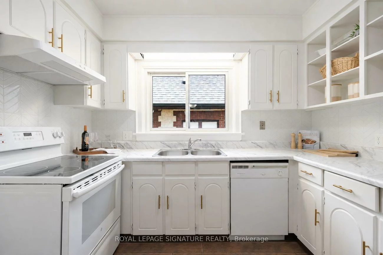 234, John, Weston, Toronto