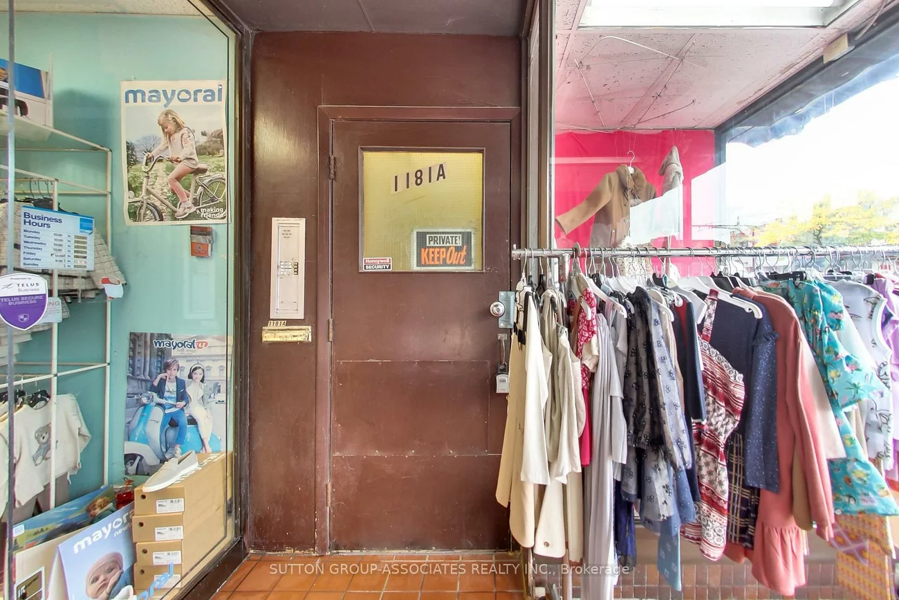 1181-1183, St Clair, Corso Italia-Davenport, Toronto