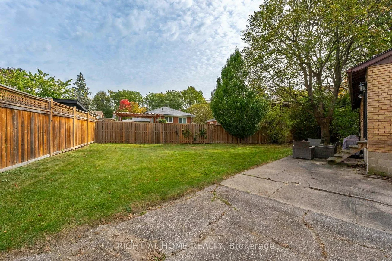 9, Appledale, Princess-Rosethorn, Toronto
