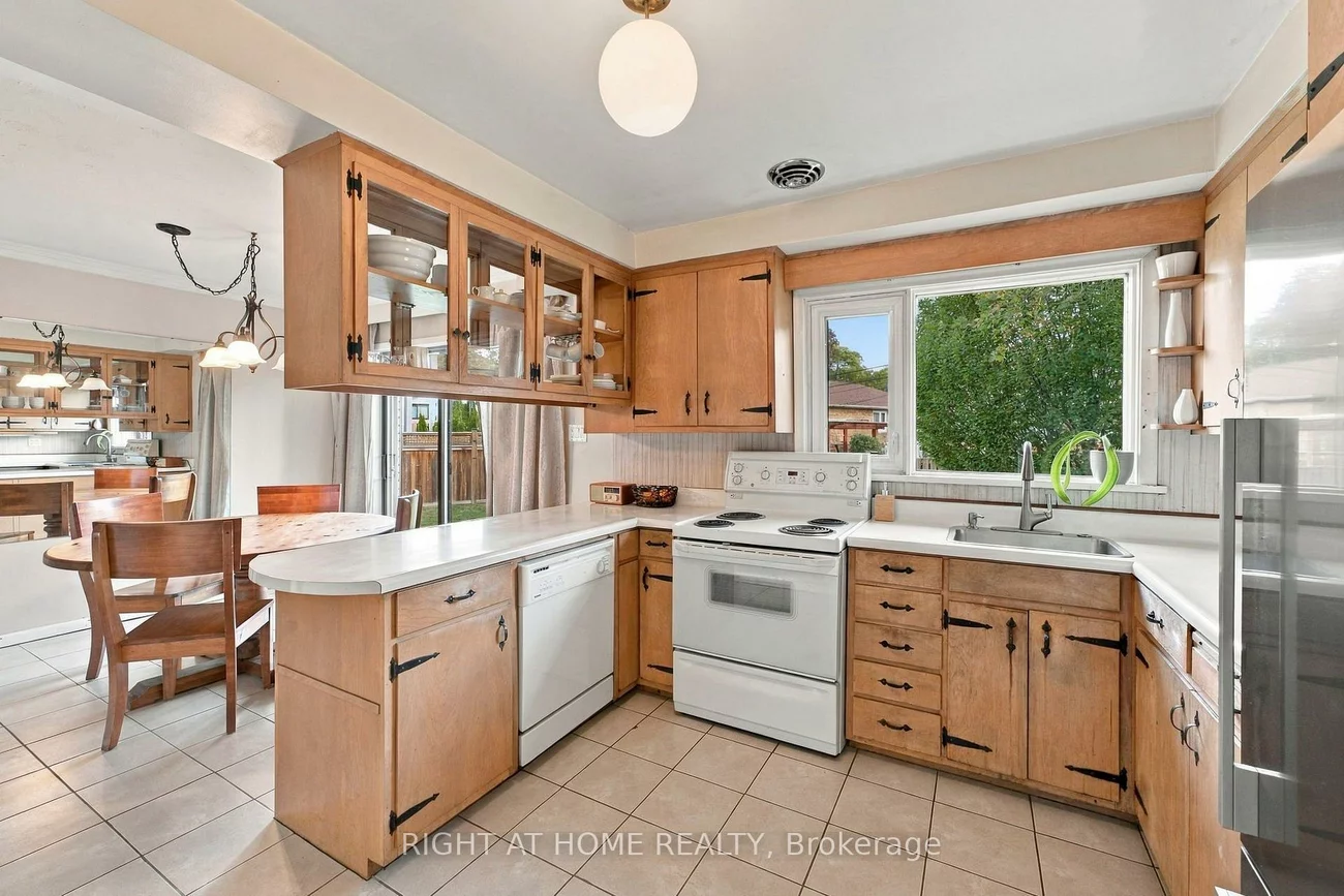 9, Appledale, Princess-Rosethorn, Toronto