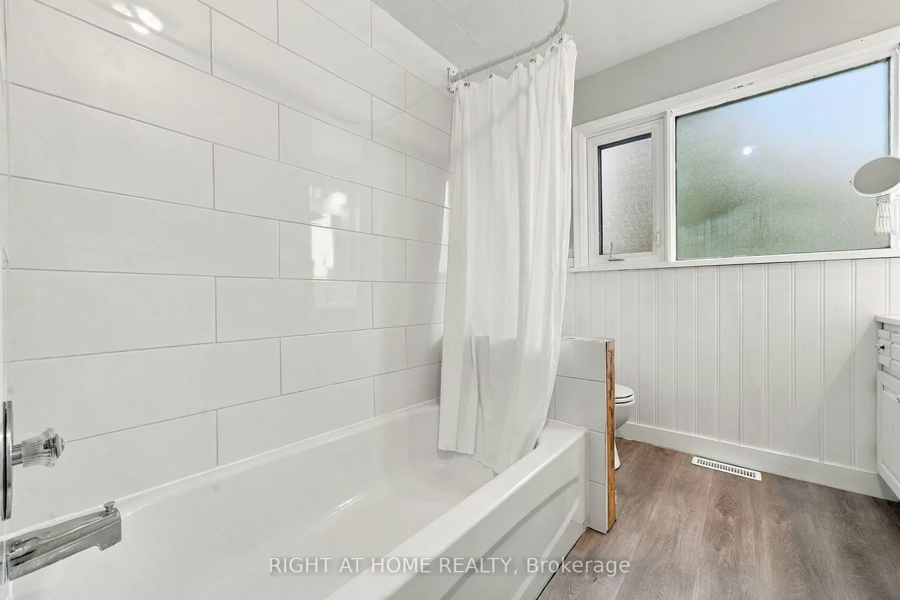 9, Appledale, Princess-Rosethorn, Toronto