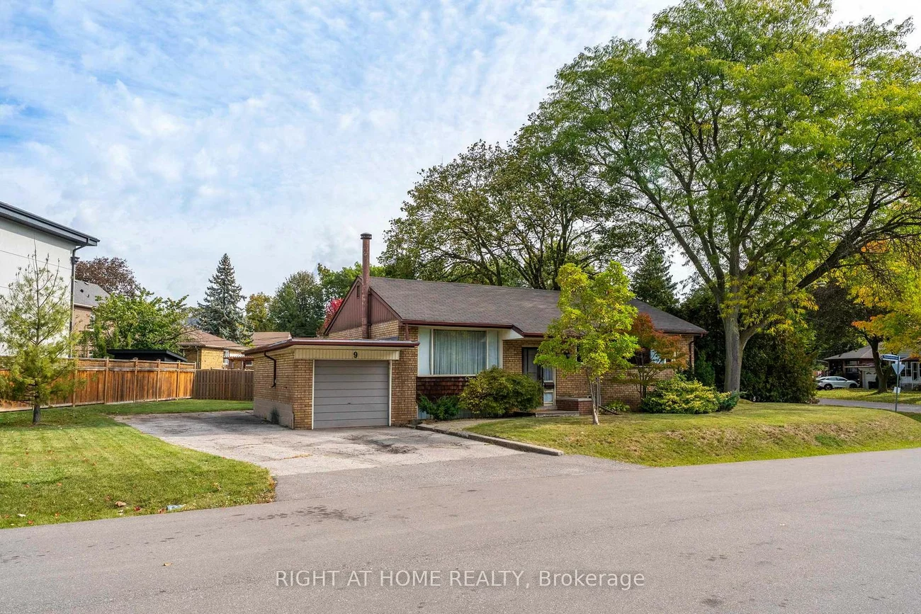 9, Appledale, Princess-Rosethorn, Toronto