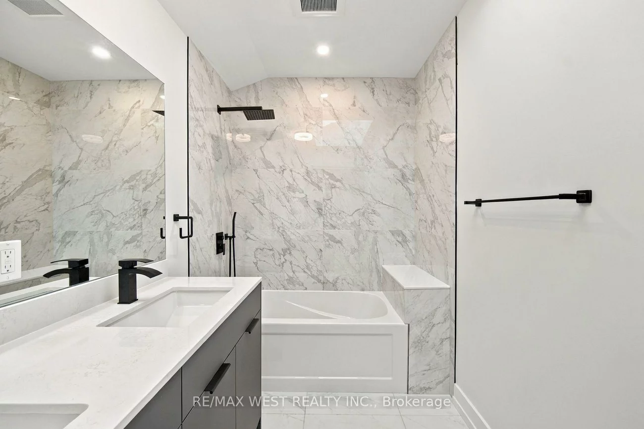 157, Aldercrest, Alderwood, Toronto