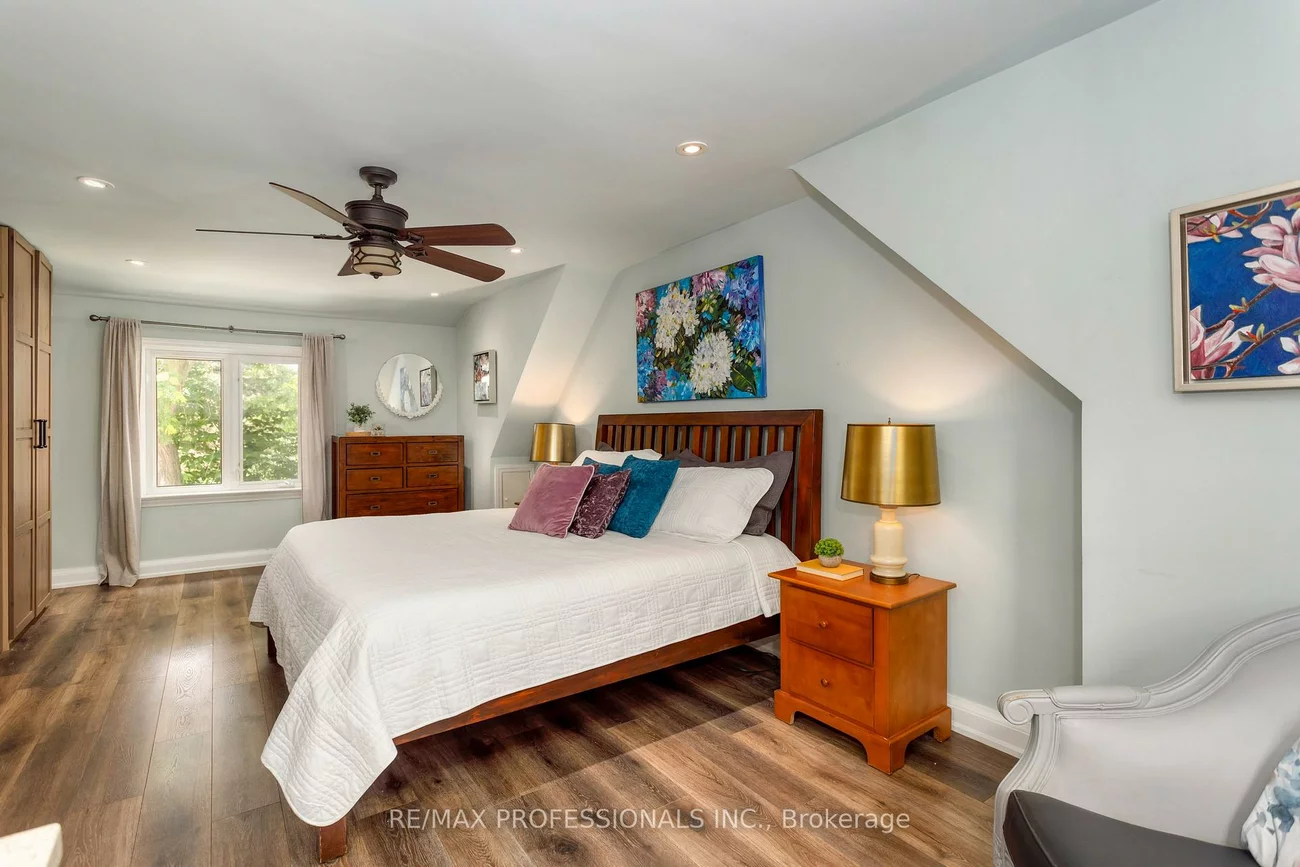 1364, Islington, Princess-Rosethorn, Toronto