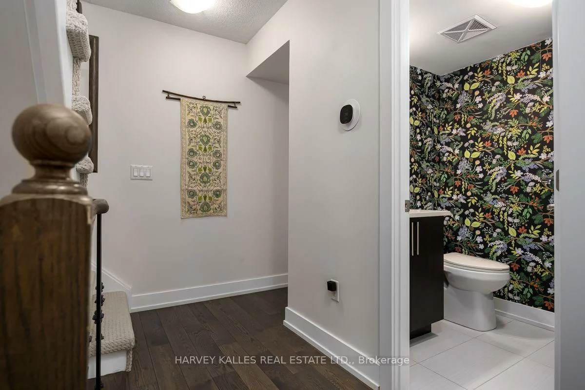 1, Elsie, Dovercourt-Wallace Emerson-Junction, Toronto