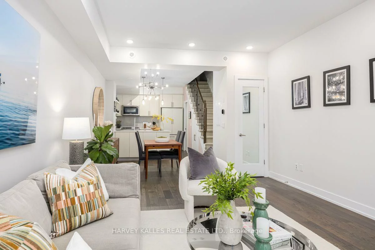 1, Elsie, Dovercourt-Wallace Emerson-Junction, Toronto