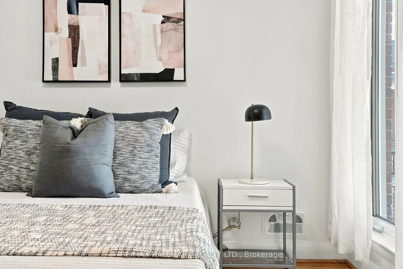 29, Willowbrook, Mimico, Toronto