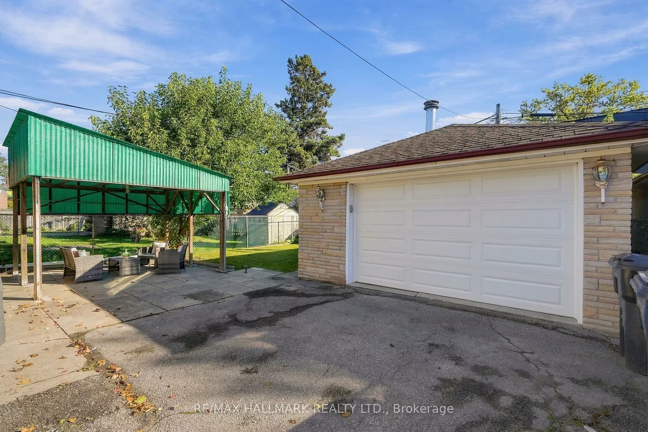 29, Willowbrook, Mimico, Toronto
