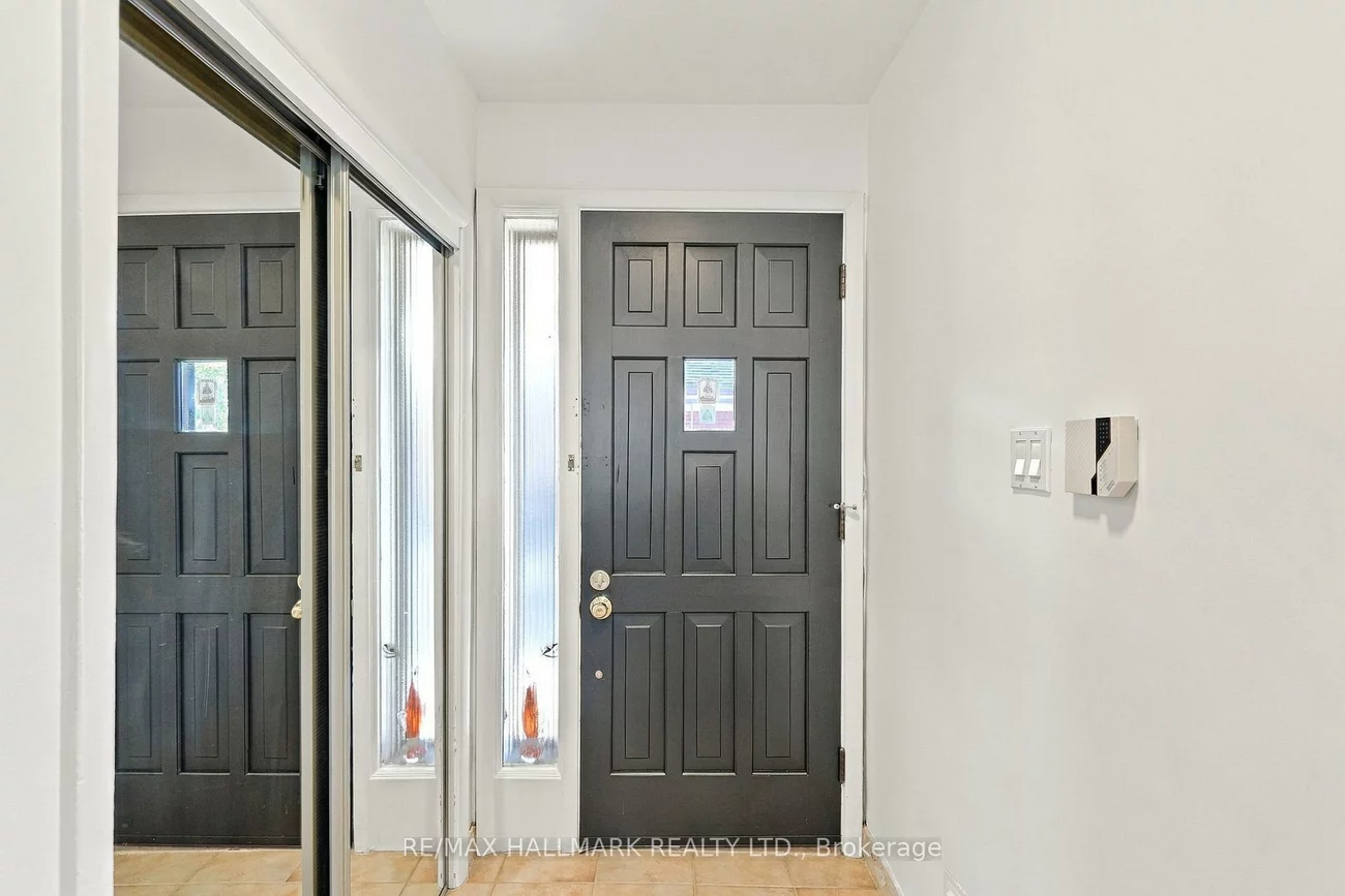 29, Willowbrook, Mimico, Toronto