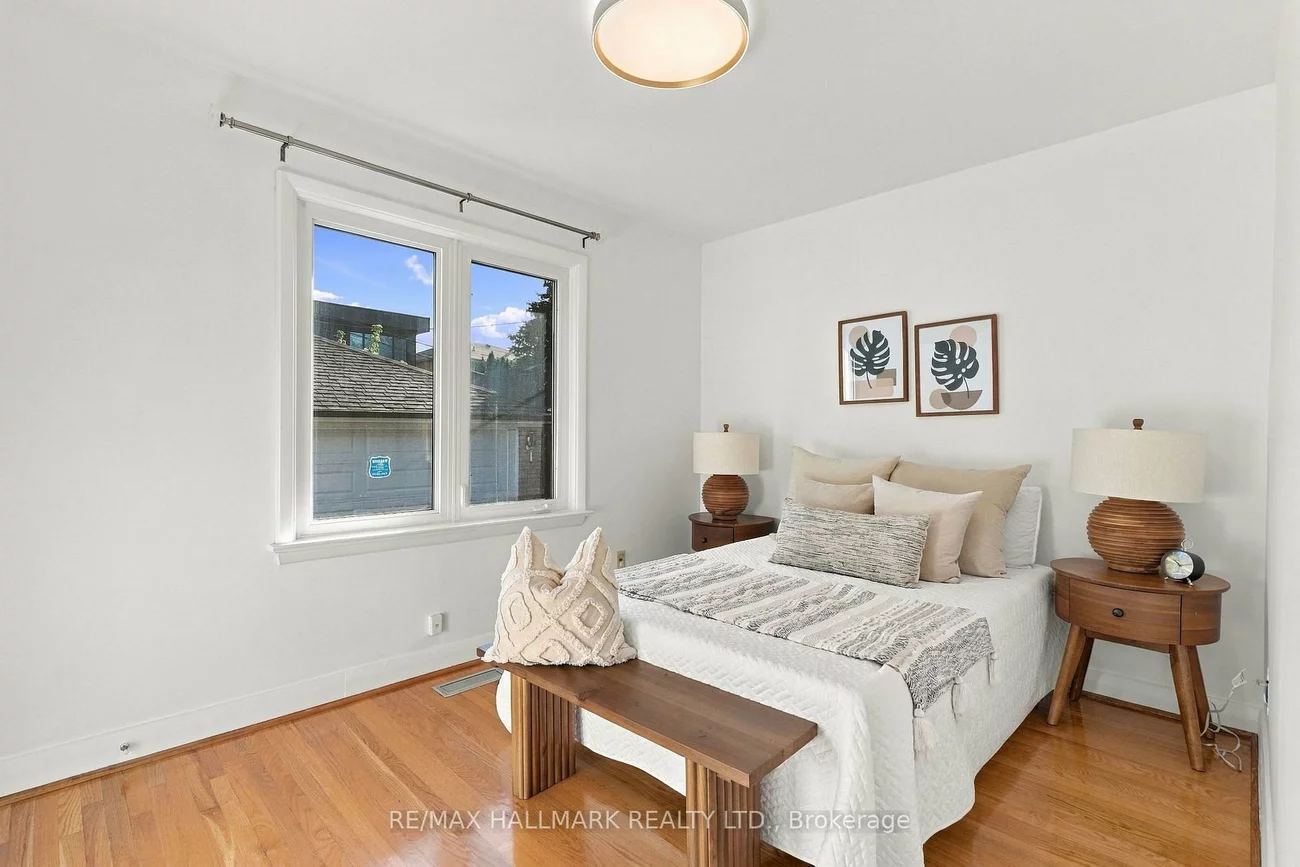 29, Willowbrook, Mimico, Toronto