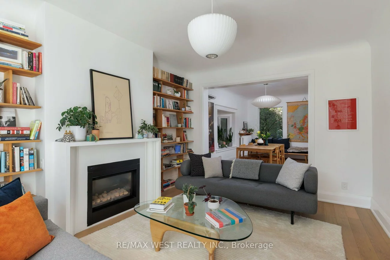 226, Wright, High Park-Swansea, Toronto