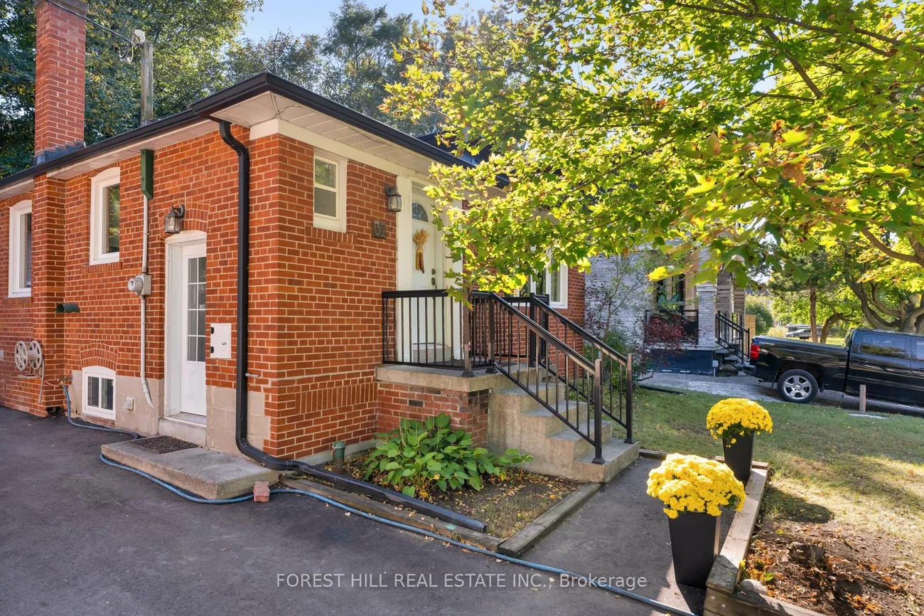 37, Cynthia, Rockcliffe-Smythe, Toronto