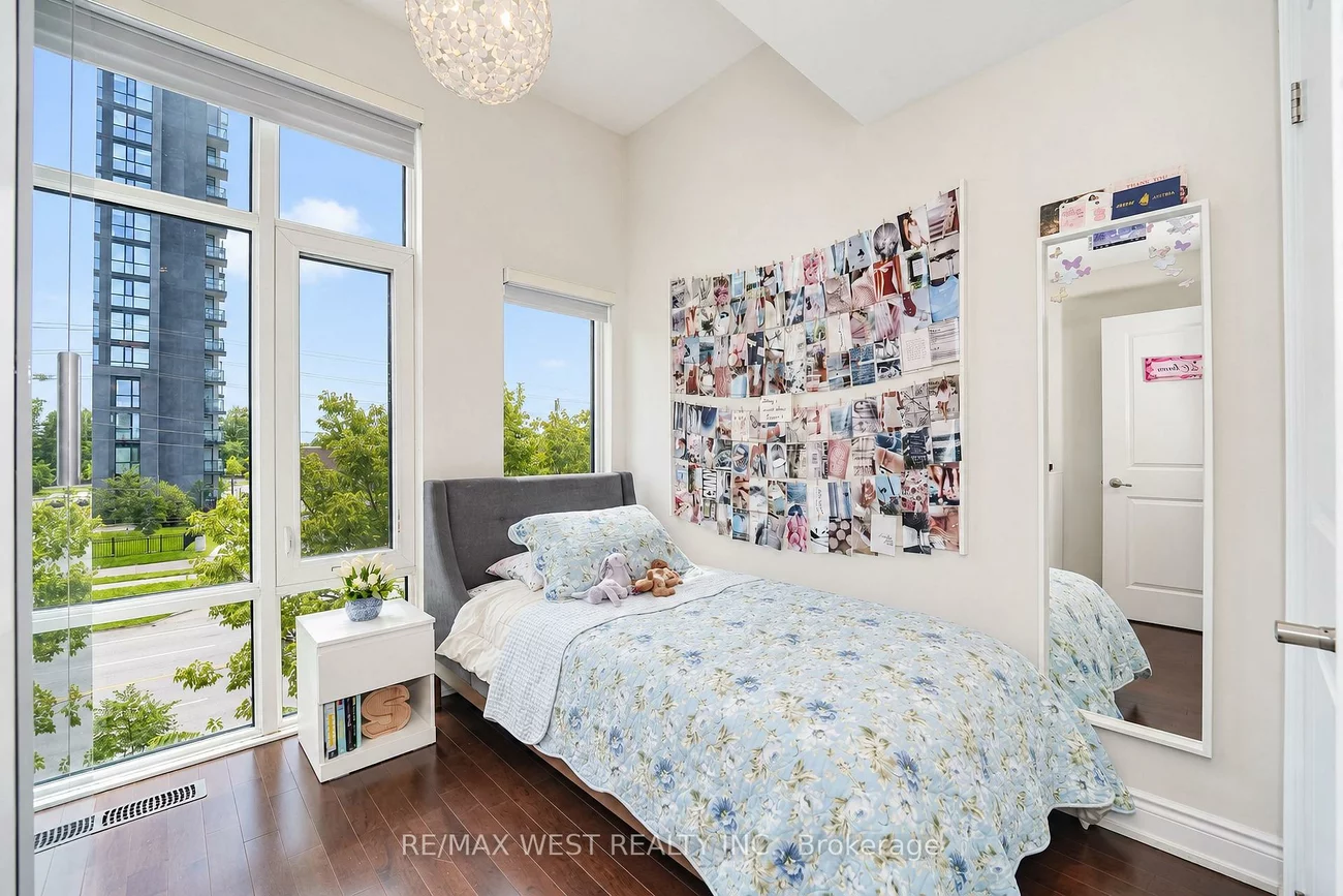 47, Pony Farm, Willowridge-Martingrove-Richview, Toronto