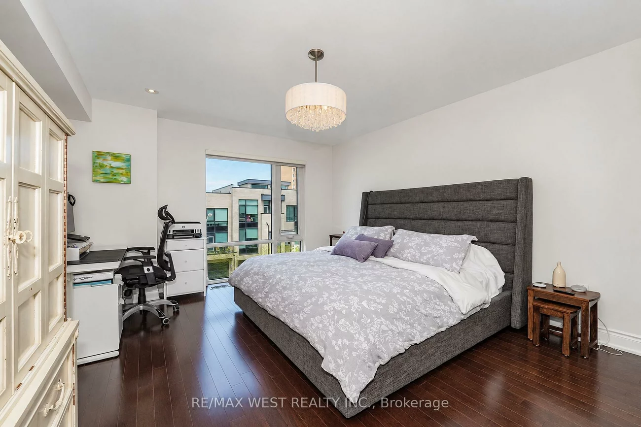 47, Pony Farm, Willowridge-Martingrove-Richview, Toronto