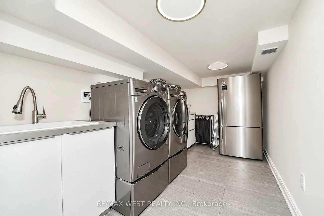 47, Pony Farm, Willowridge-Martingrove-Richview, Toronto