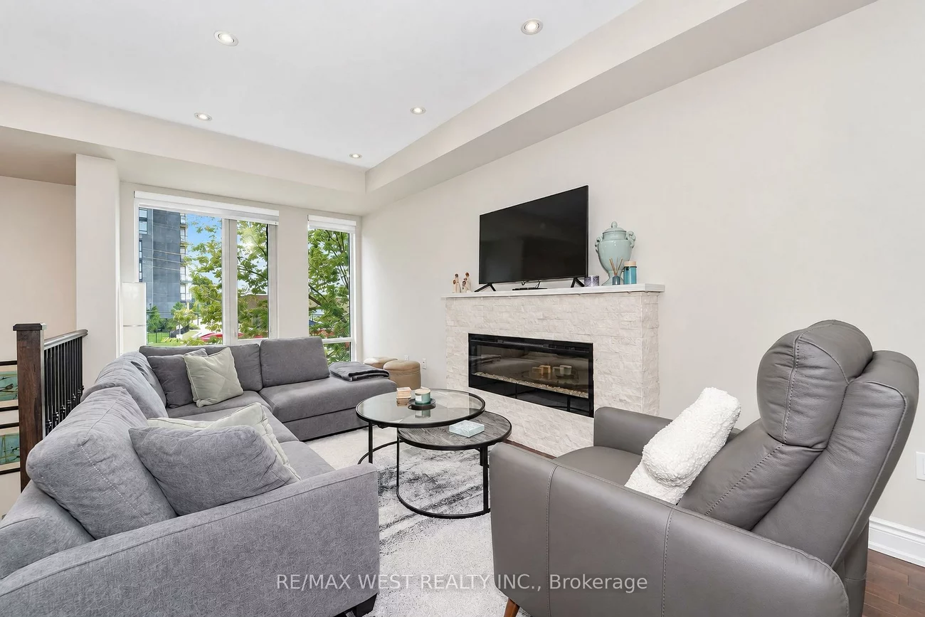 47, Pony Farm, Willowridge-Martingrove-Richview, Toronto
