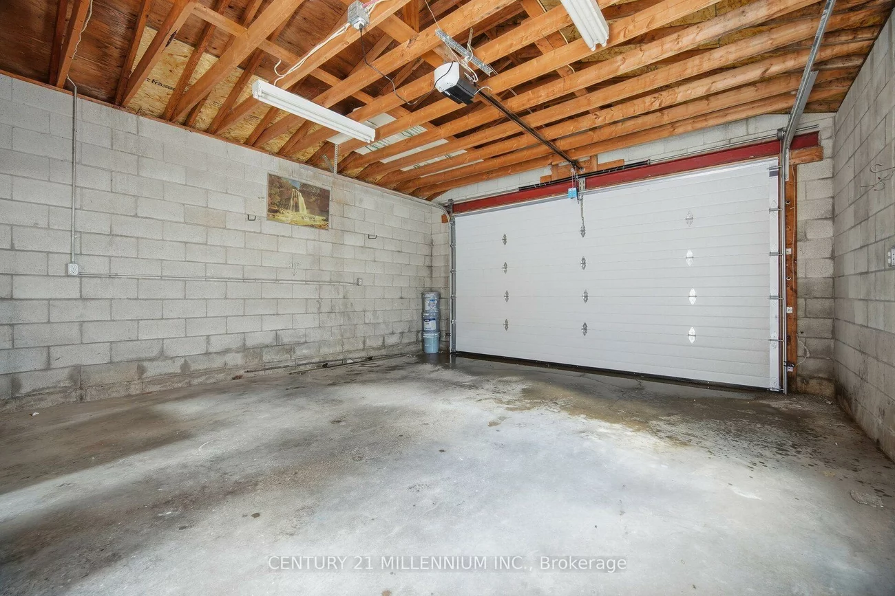 1781, Keele, Keelesdale-Eglinton West, Toronto