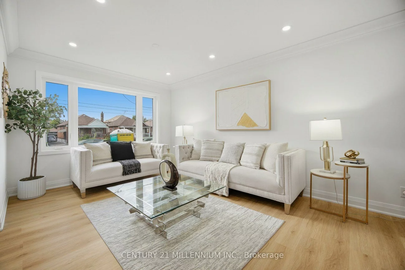 1781, Keele, Keelesdale-Eglinton West, Toronto