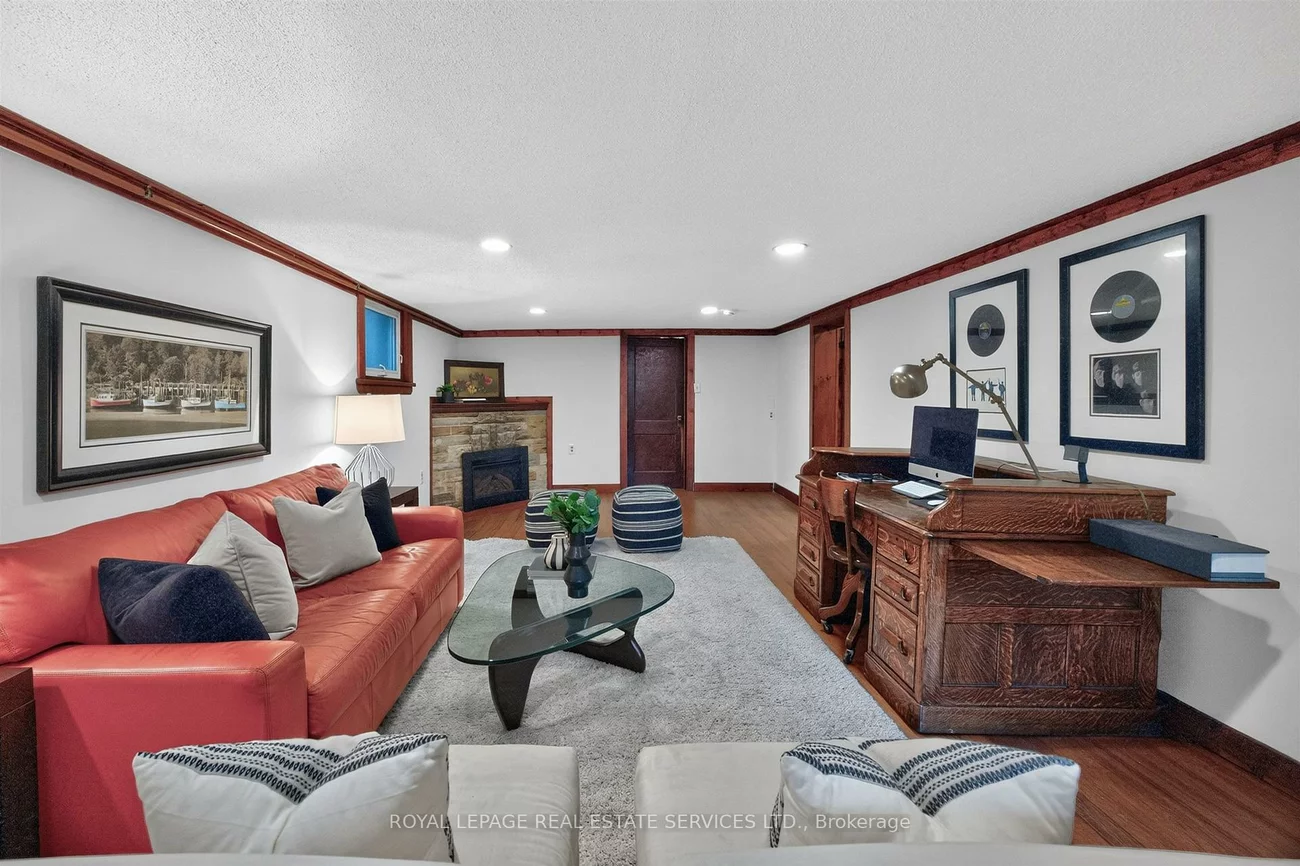 27, Verbena, High Park-Swansea, Toronto