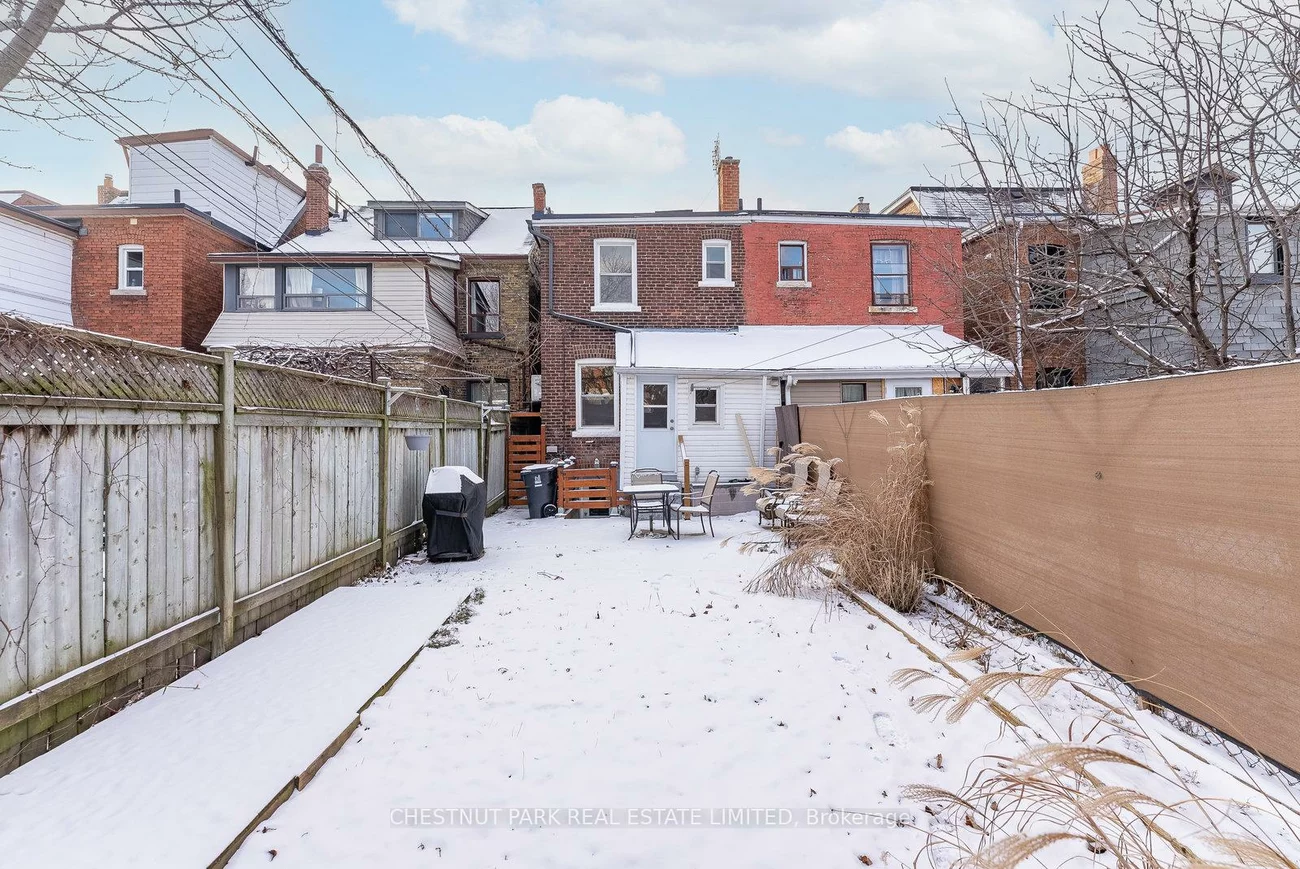 1383, Lansdowne, Corso Italia-Davenport, Toronto