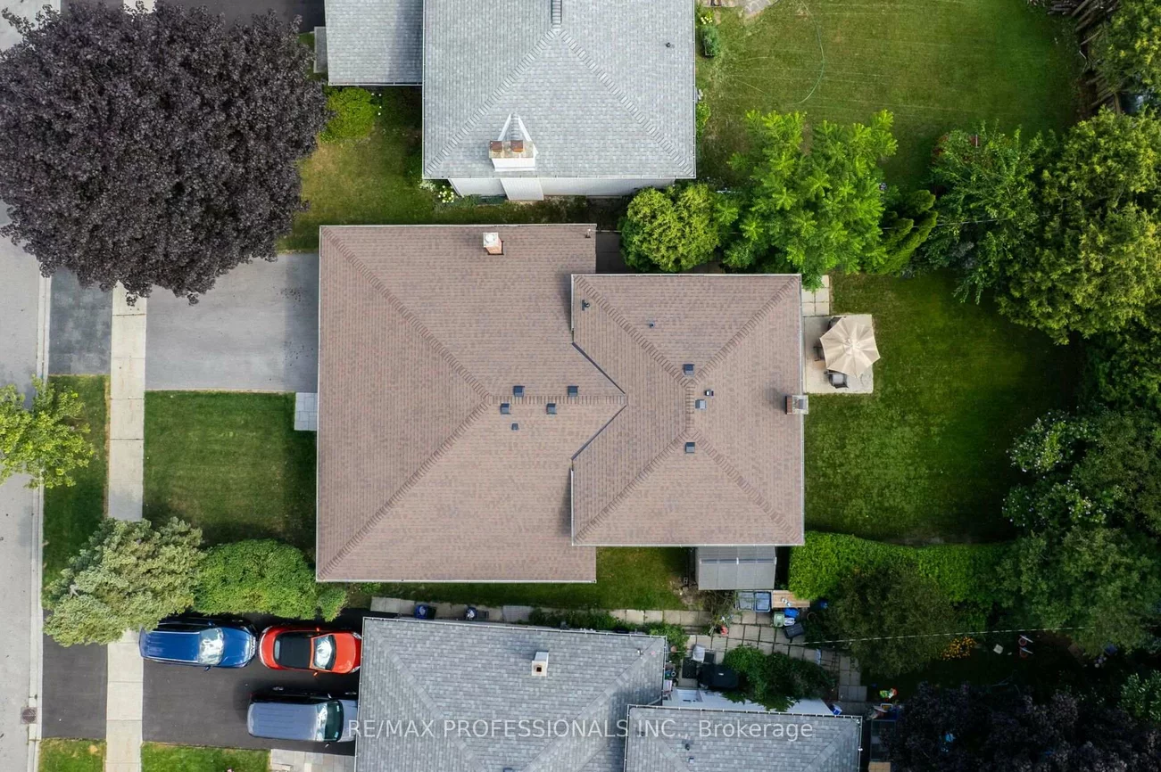 36, Thicket, Markland Wood, Toronto