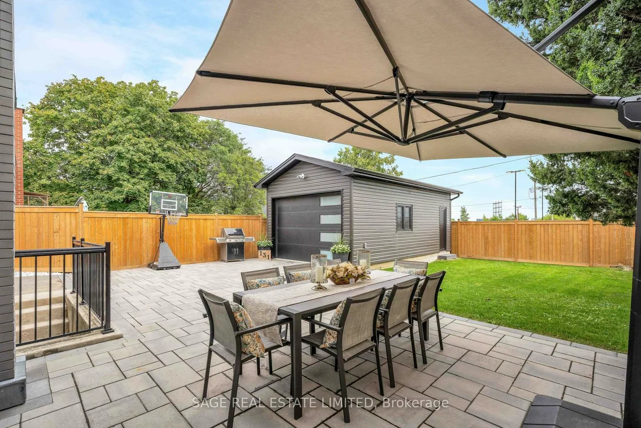 131, Silverhill, Islington-City Centre West, Toronto