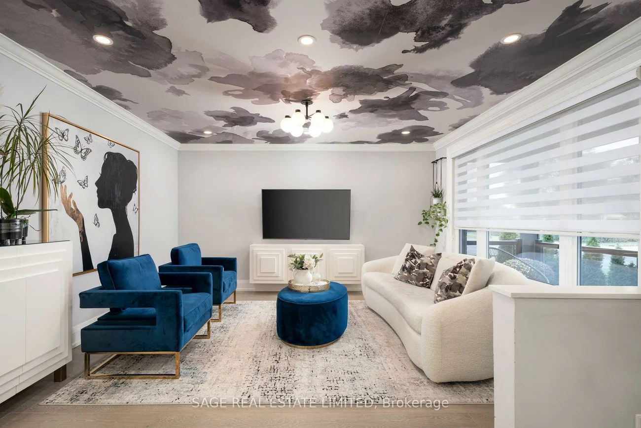 131, Silverhill, Islington-City Centre West, Toronto