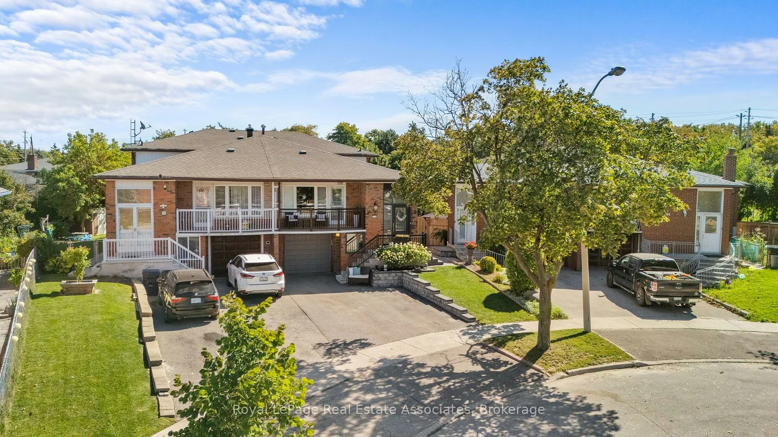 20, Honeywood, Glenfield-Jane Heights, Toronto