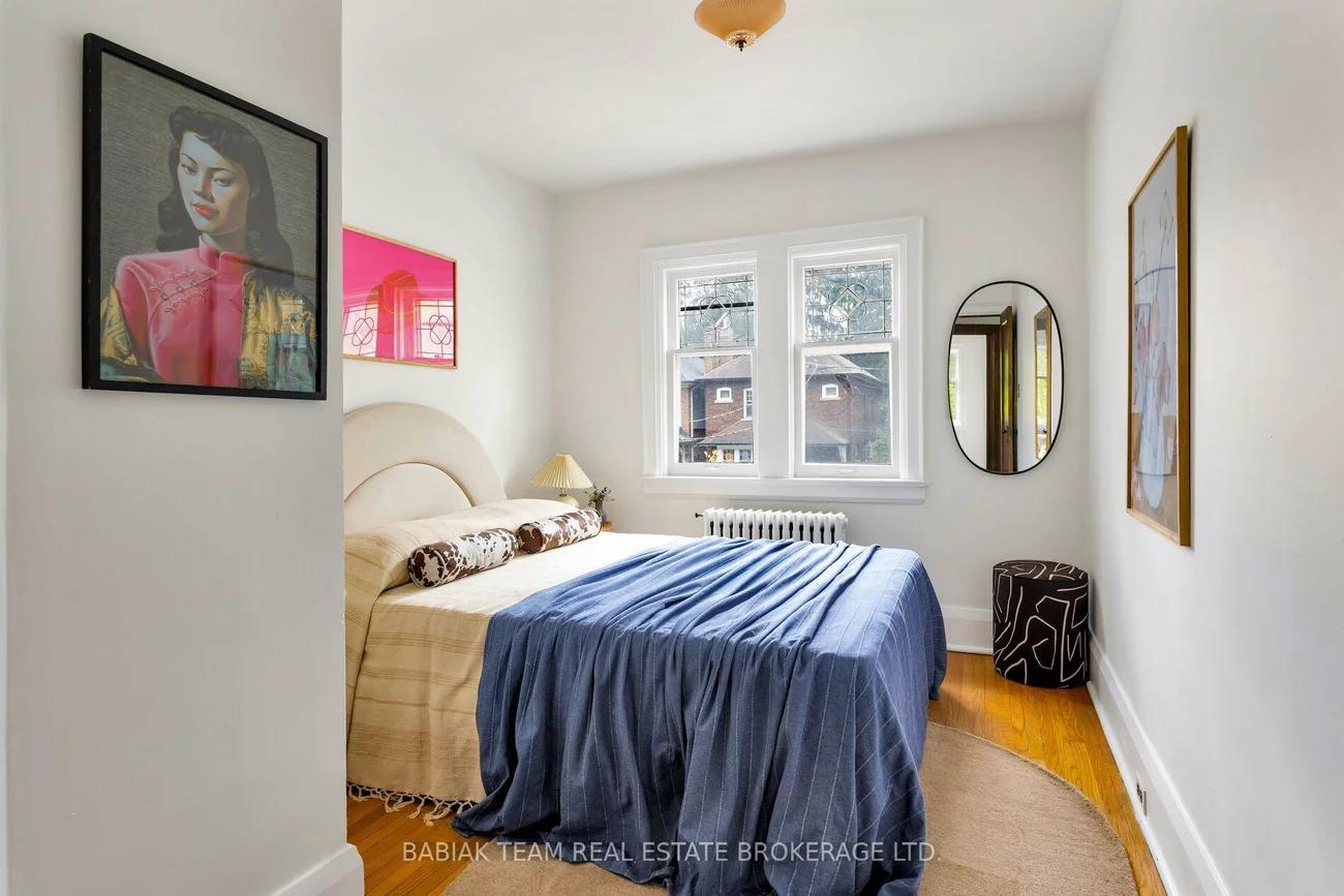 34, Elora, High Park North, Toronto